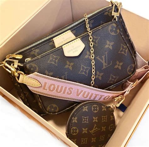 louis vuitton double v replica|copies of louis vuitton handbags.